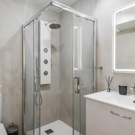 Stylish Studio Near Plaza De La Merced - Center Apartment Malaga
