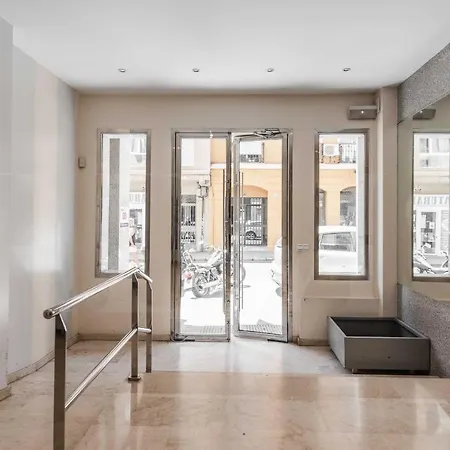 Apartment Stylish Studio Near Plaza De La Merced - Center Malaga