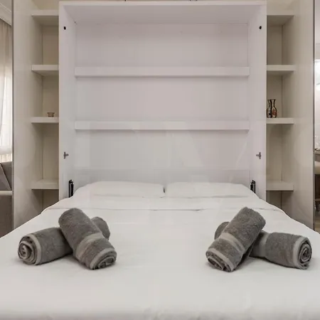 Apartment Stylish Studio Near Plaza De La Merced - Center *