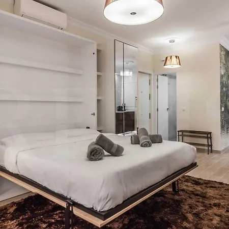 Stylish Studio Near Plaza De La Merced - Center Apartment Malaga
